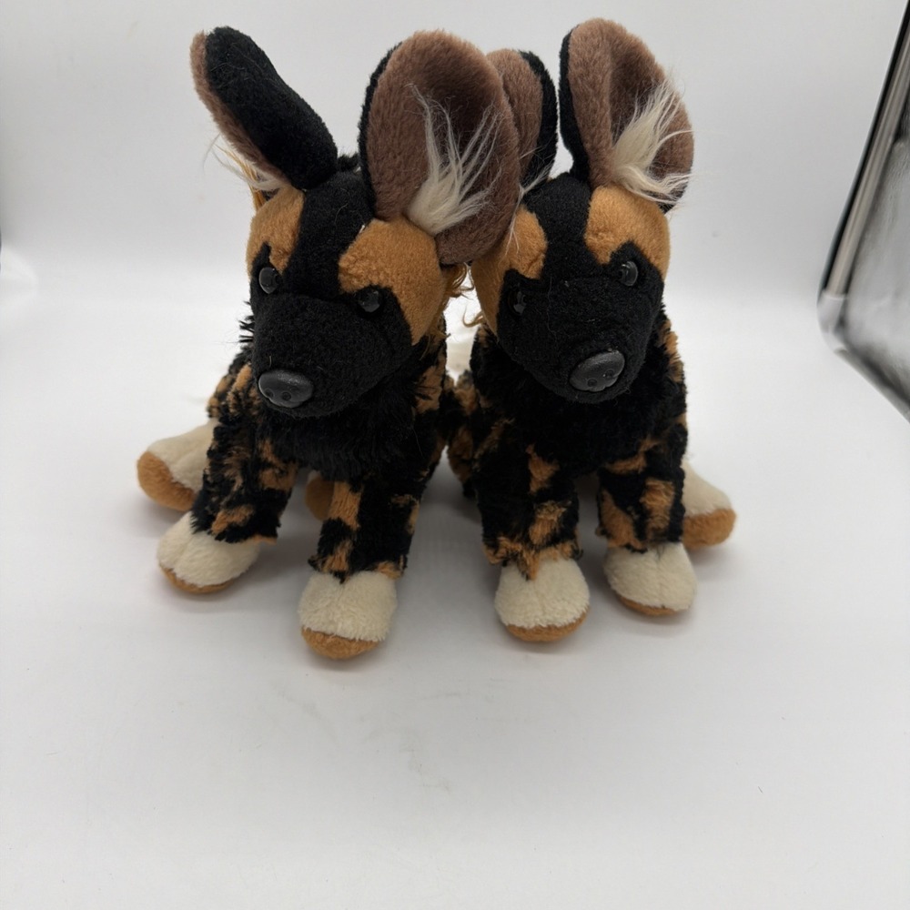 2Wild Republic Cuddlekins African Wild Dog 8" Realistic Plush Stuffed Animal Toy